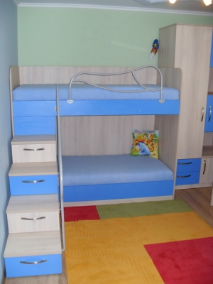 Детска мебел